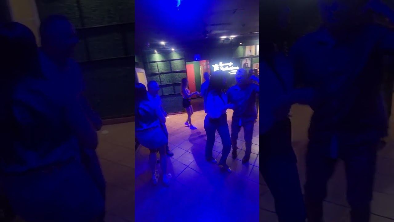 SALSA MASTER en Música Bar & Lounge Para Contrataciones 787-550-3897 ó 787-552-2525 