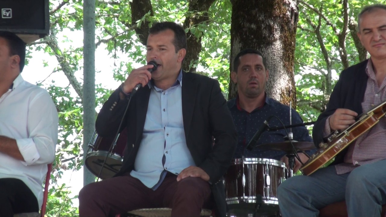 ΣΠΥΡΟΣ ΚΟΥΤΡΟΥΜΑΝΟΣ  Μαραίνομαι ο καημενος