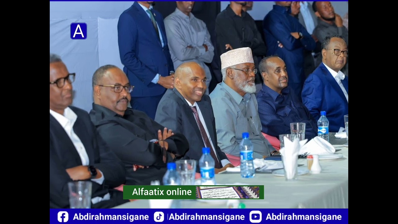 Maxay kawada hadleen maanta Hogaamiyaasha  Jubalaan iyo puntland iyo MW hore Shariif Sheekh Axmed 