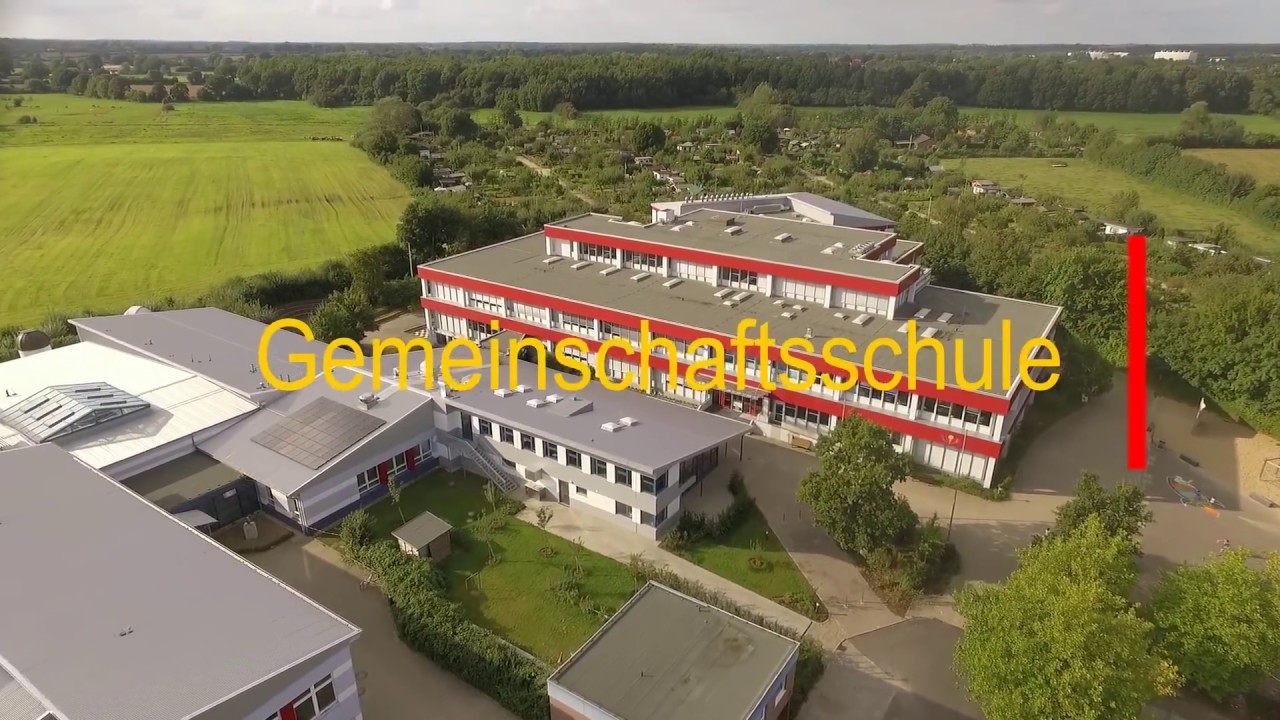 Flug über die Gemeinschaftsschule - Kronshagen in SH