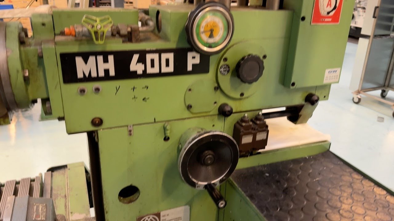 Køb Manuel Fræsemaskine MAHO MH 400 P på Klaravik