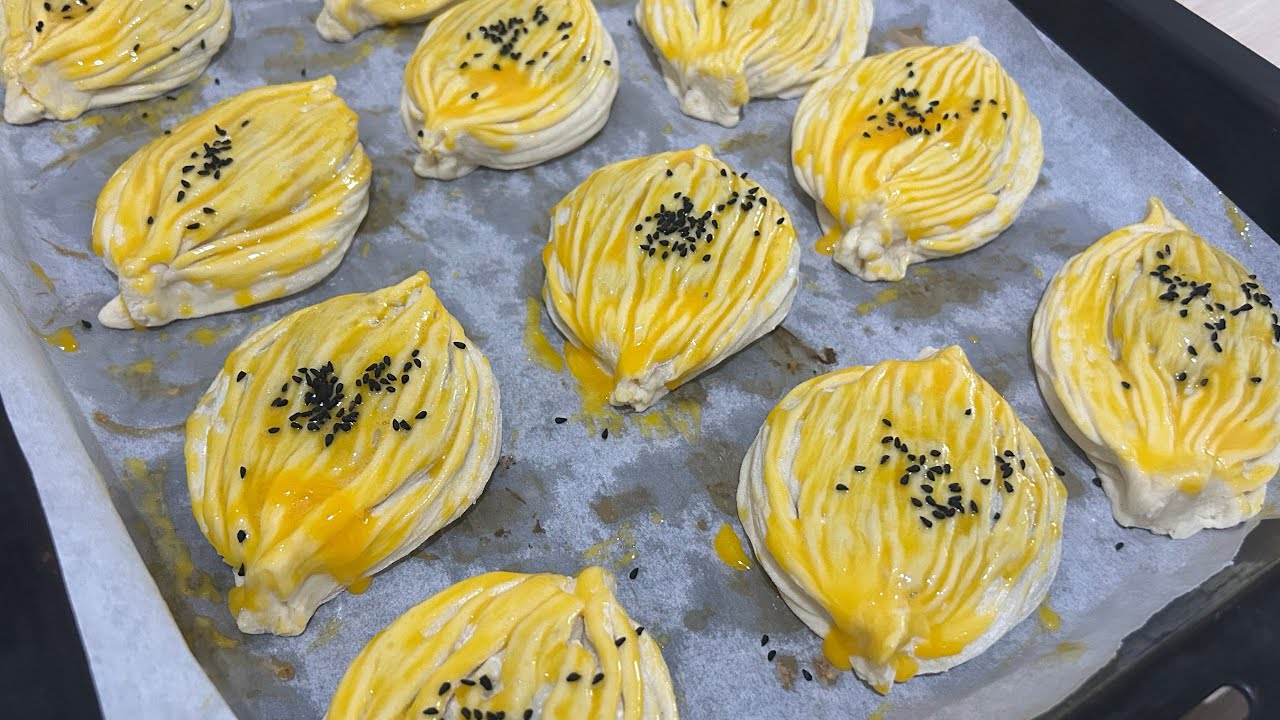 BU BÖREK BEŞ ÇAYLARININ YILDIZI OLUR EFSANE ÇITIR MİDYE BÖREK TARİFİ