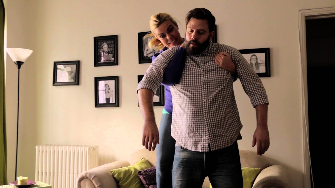 WHEN YOUR GIRLFRIEND WANTS TO WRESTLE...BUT YOU DON'T