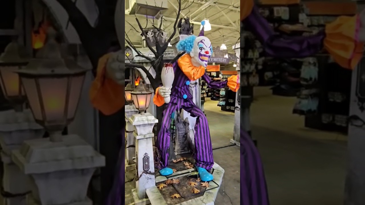 SUPER SHORT STILTS in COLORADO SPRINGS SPIRIT HALLOWEEN #halloween #funny #scary