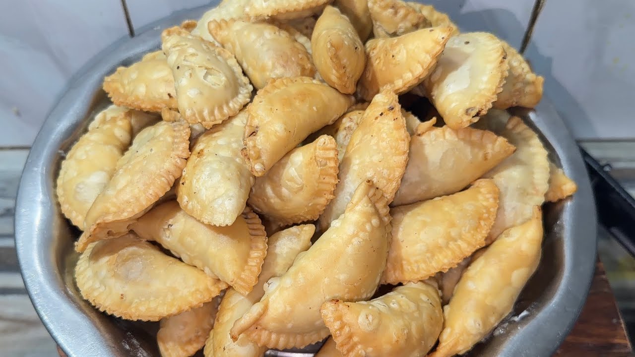 Halwai Jaisi Perfect maava Gujiya Banaya ghar Par Aasan Strick Ke Saath | Maava Gujiya recipe |