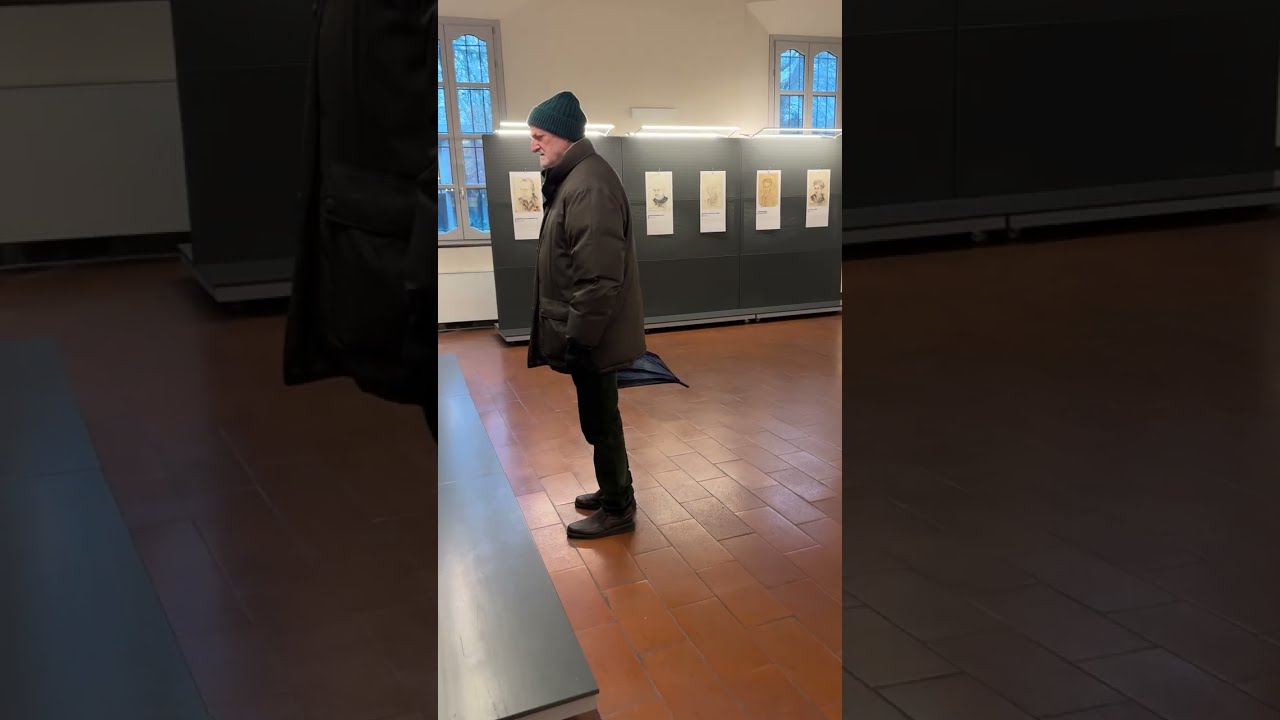Nella giornata della memoria 27/1 abbiamo visto una piccola mostra “Volti nei lager - 1944”