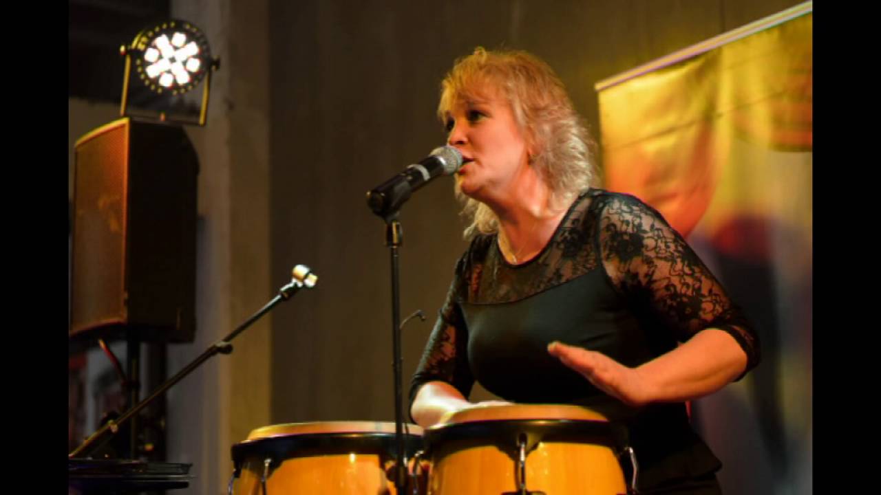 One woman band zangeres Pearl -  easylistening demo