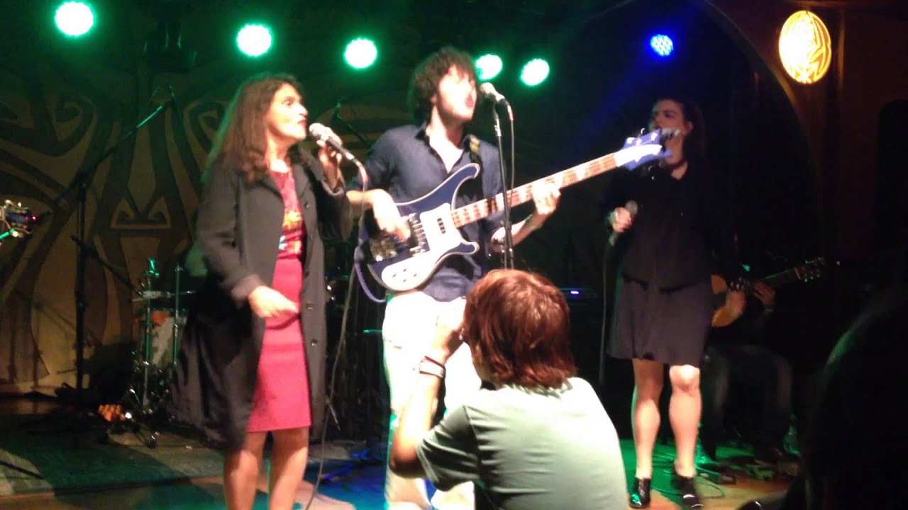 Prezadíssimos Ouvintes (Itamar Assumpção) com Os Amanticidas + Suzana Salles e Vange Milliet