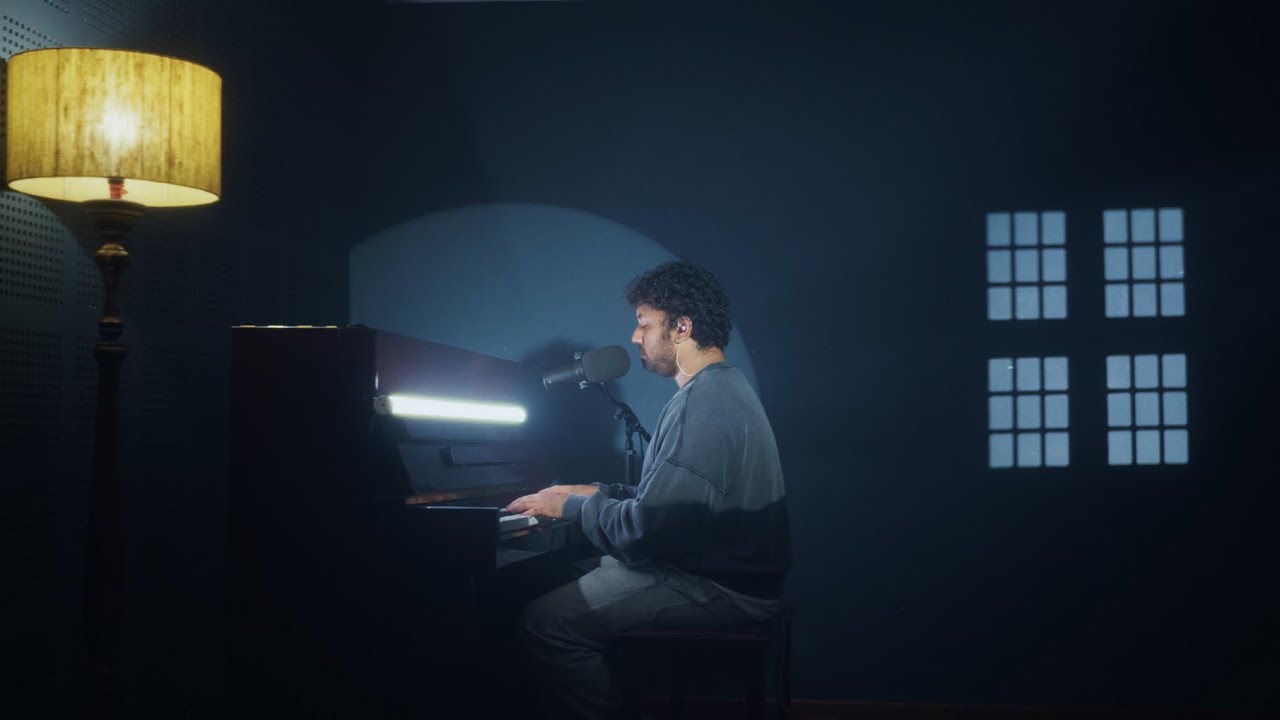 Soorya - Top of the World (Live at The Blue Room)