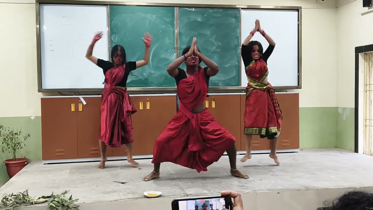 Kanchana song dance
