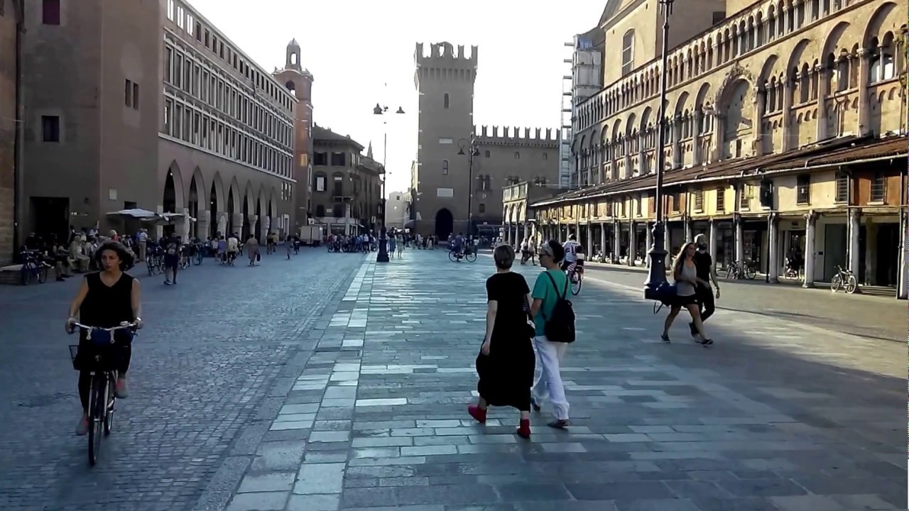 Piazza Trento e Trieste (Ferrara) * 04-08-2018