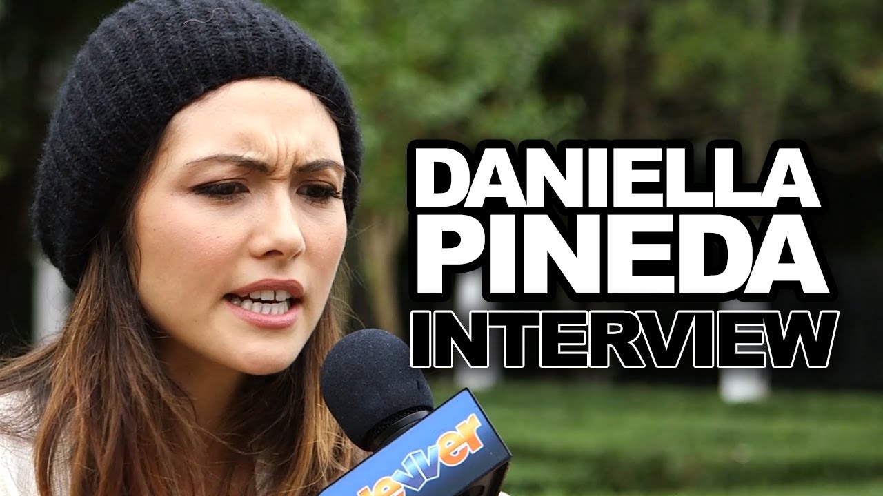 Daniella Pineda: 