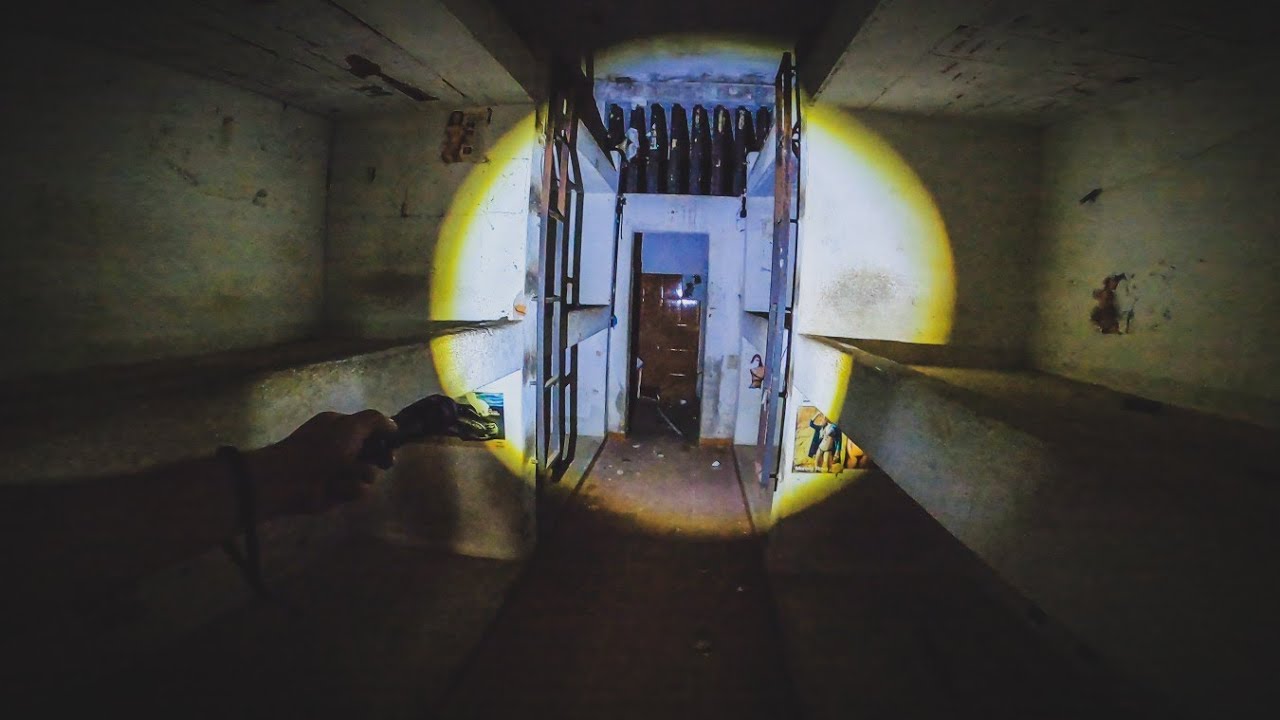 CADEIA ABANDONADA