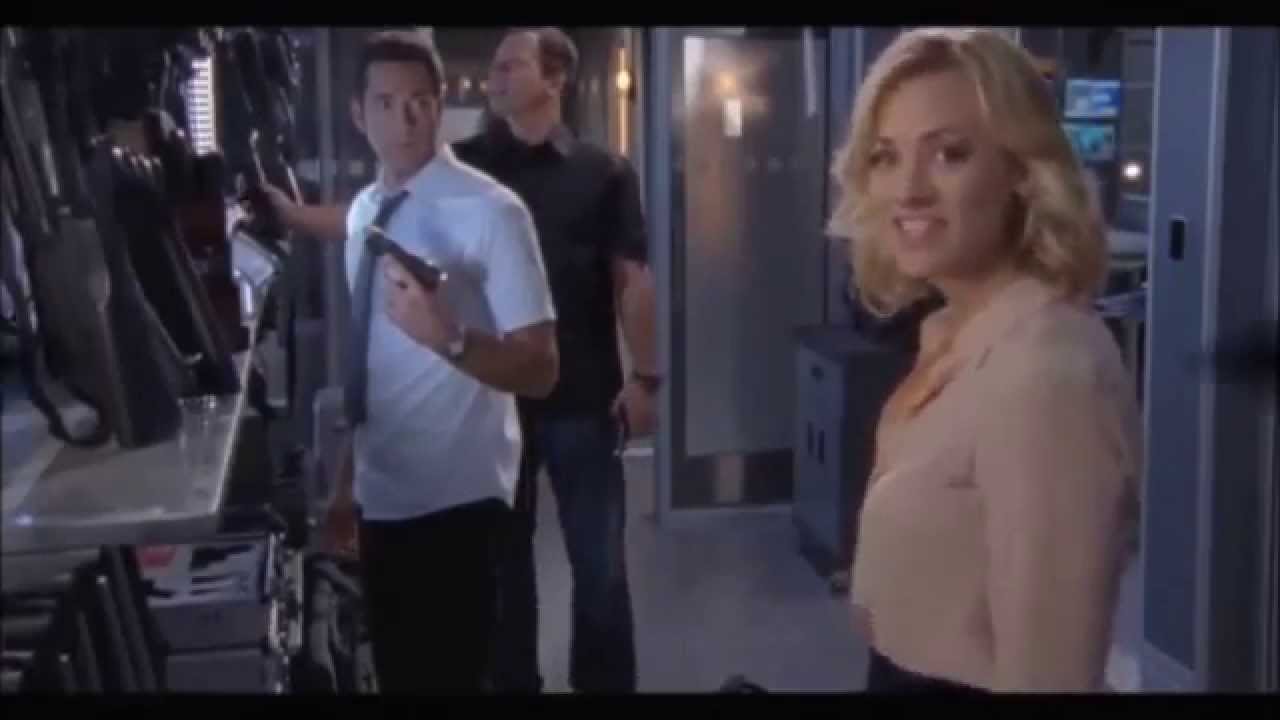 Happy 32nd Birthday Yvonne Strahovski !