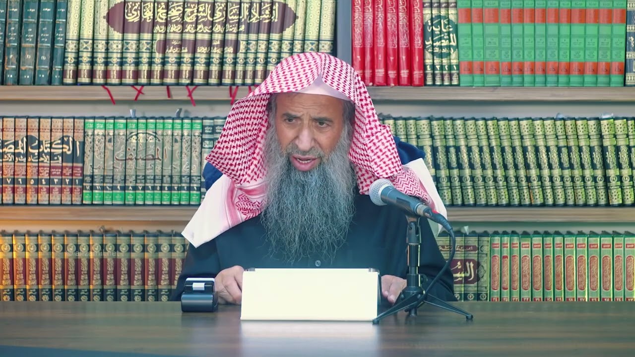 ما حكم بلع اللعاب المختلط بطعم الطعام على الشفتين أثناء الصيام؟