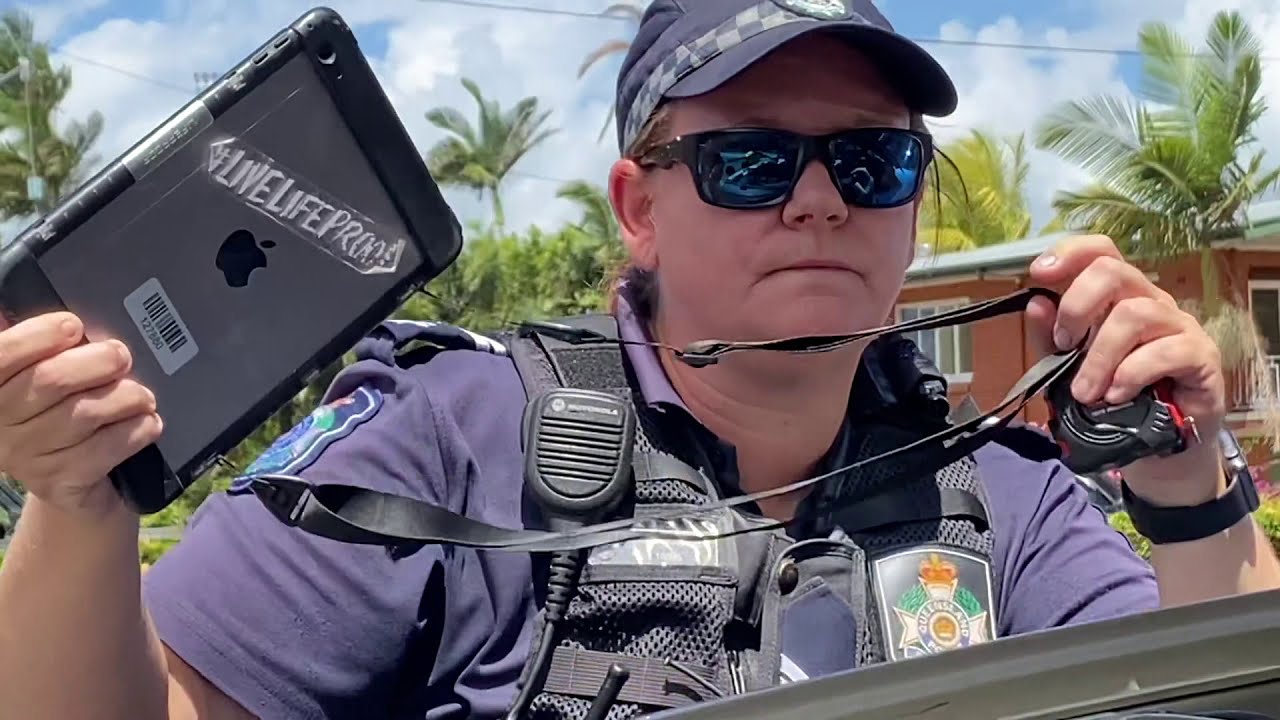 td42 getting fisted by long arm of the law!
