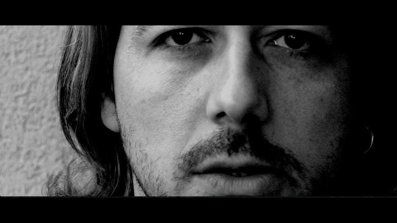 Simone Tomassini - Che sorriso che hai  (Videoclip Ufficiale)