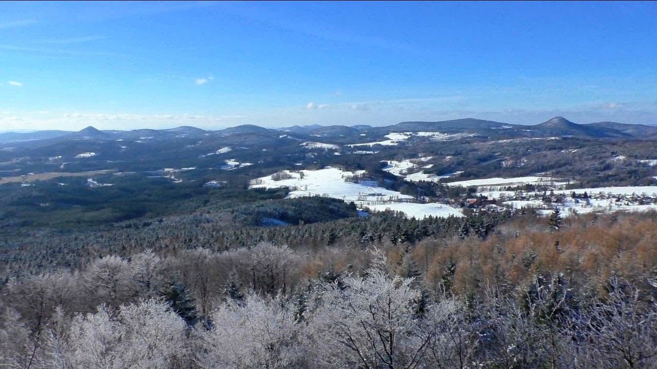 Winterwanderung auf den Hochwald (749 m) im Zittauer Gebirge / Hvozd / Lužick&eacute; hory