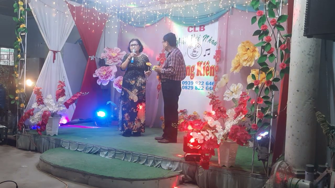 Tdcl Tinh ca bien gioi = Muoi hai & Tran Viet ,song ca