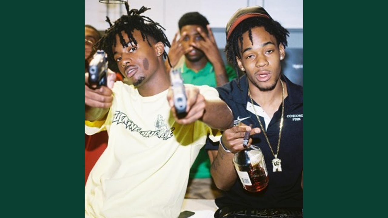 Still Kickin / On GO (feat. Playboi Carti & Thouxanbanfauni)