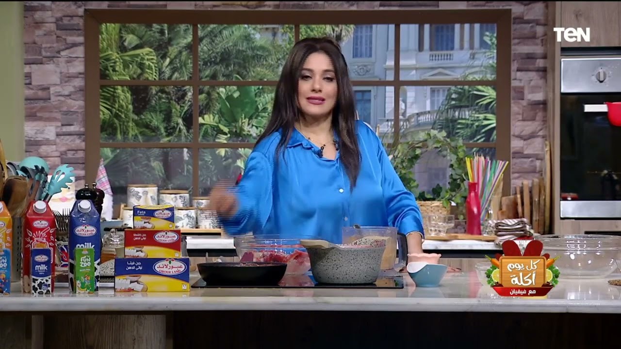 طريقة عمل تشيز كيك بالفراولة مع الشيف فيفيان