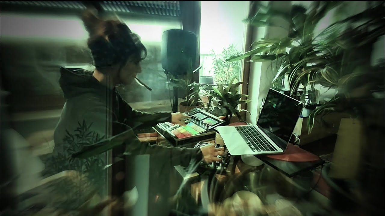 acid tekno – liveact spinelli—darkmorning
