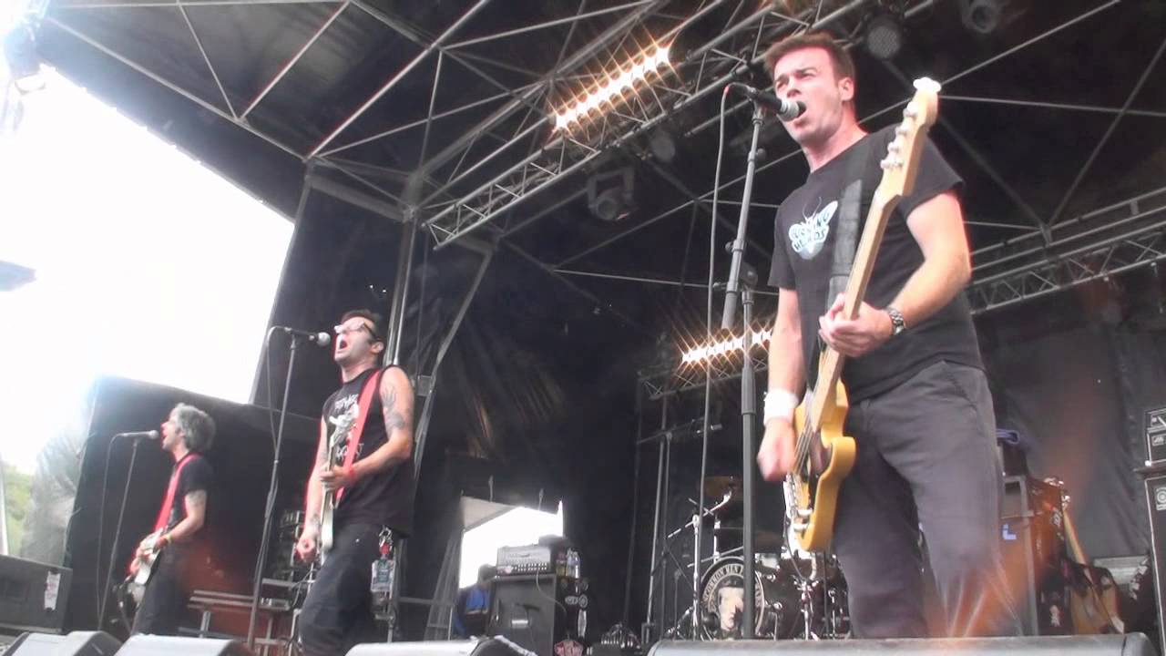 UNCOMMONMENFROMMARS - Live at Motocultor Festival 2013