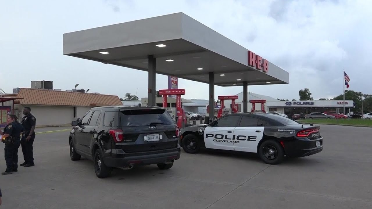 Man shot and killed at Cleveland H-E-B