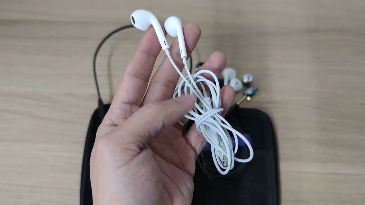 MMCX nghĩa là gì? Có nên mod MMCX cho tai nghe tại Handmade King không?
