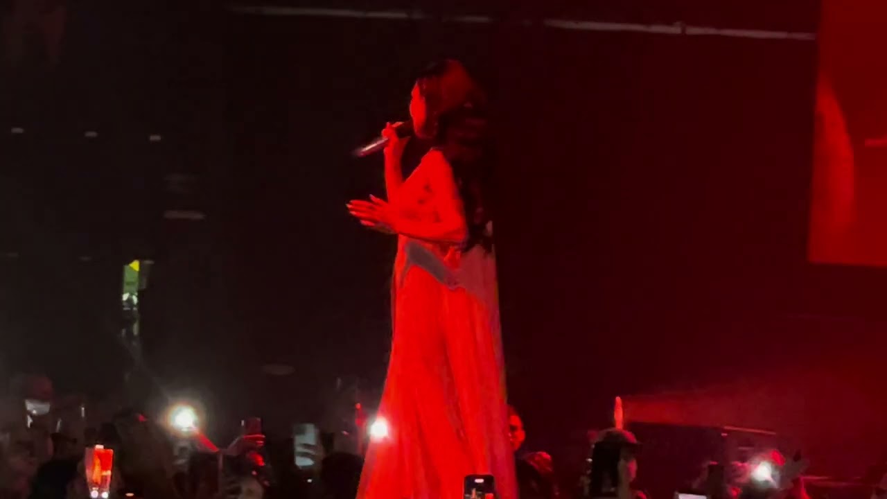 Jhene’ Aiko “The Worst / From Time” (live)