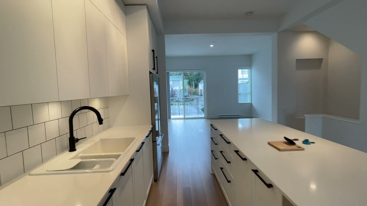 4BED 3BATH TOWNHOUSE AT THE SEASIDE BY MOSAIC IN TSAWWASSEN