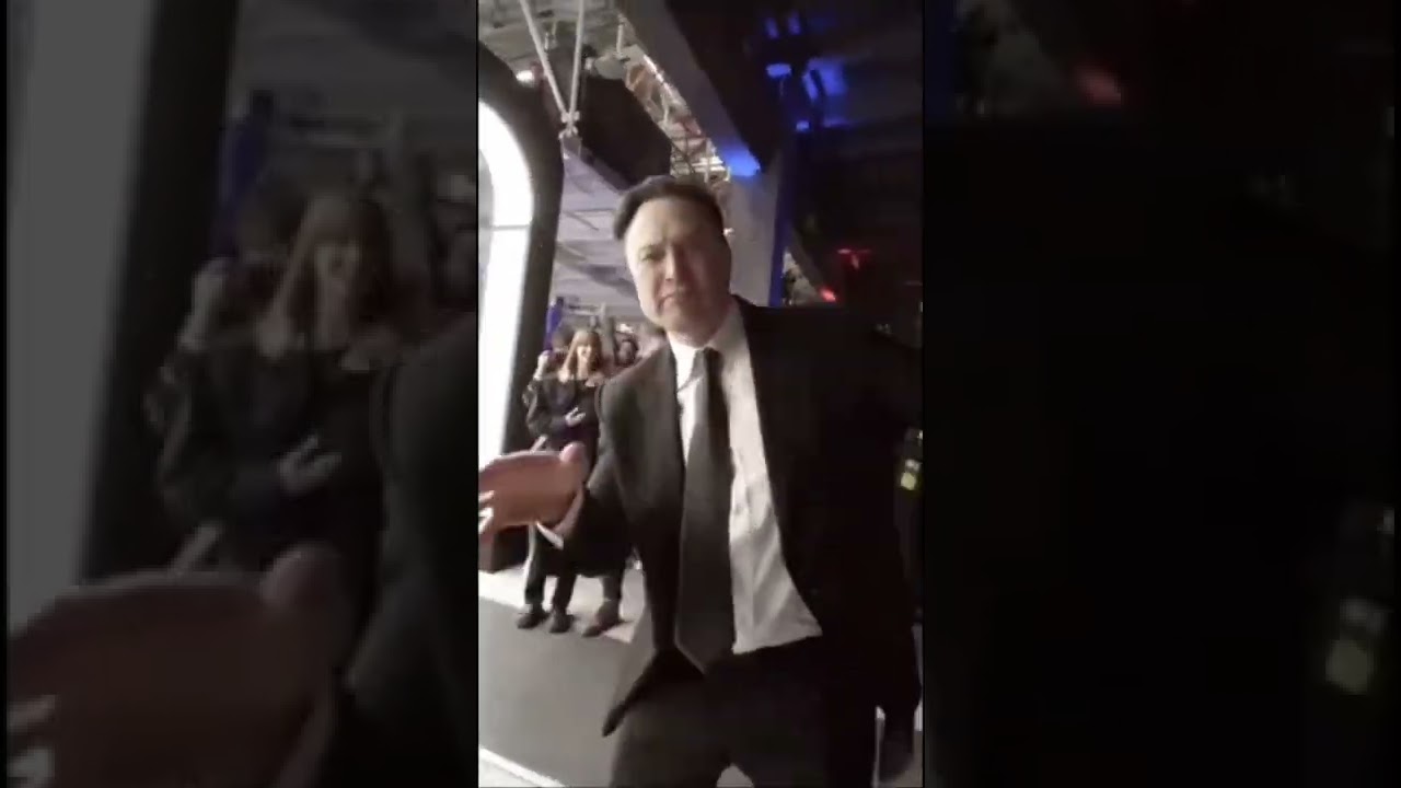 Elon Musk dancing meme