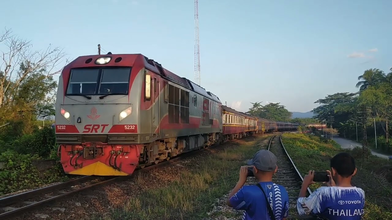 SRT | รถนอนพัดลมกลับมาในรถเร็วกันตัง รวมคลิปรถไฟในเขตอำเภอฉวางตั้งแต่ช่วงเย็นถึงค่ำ