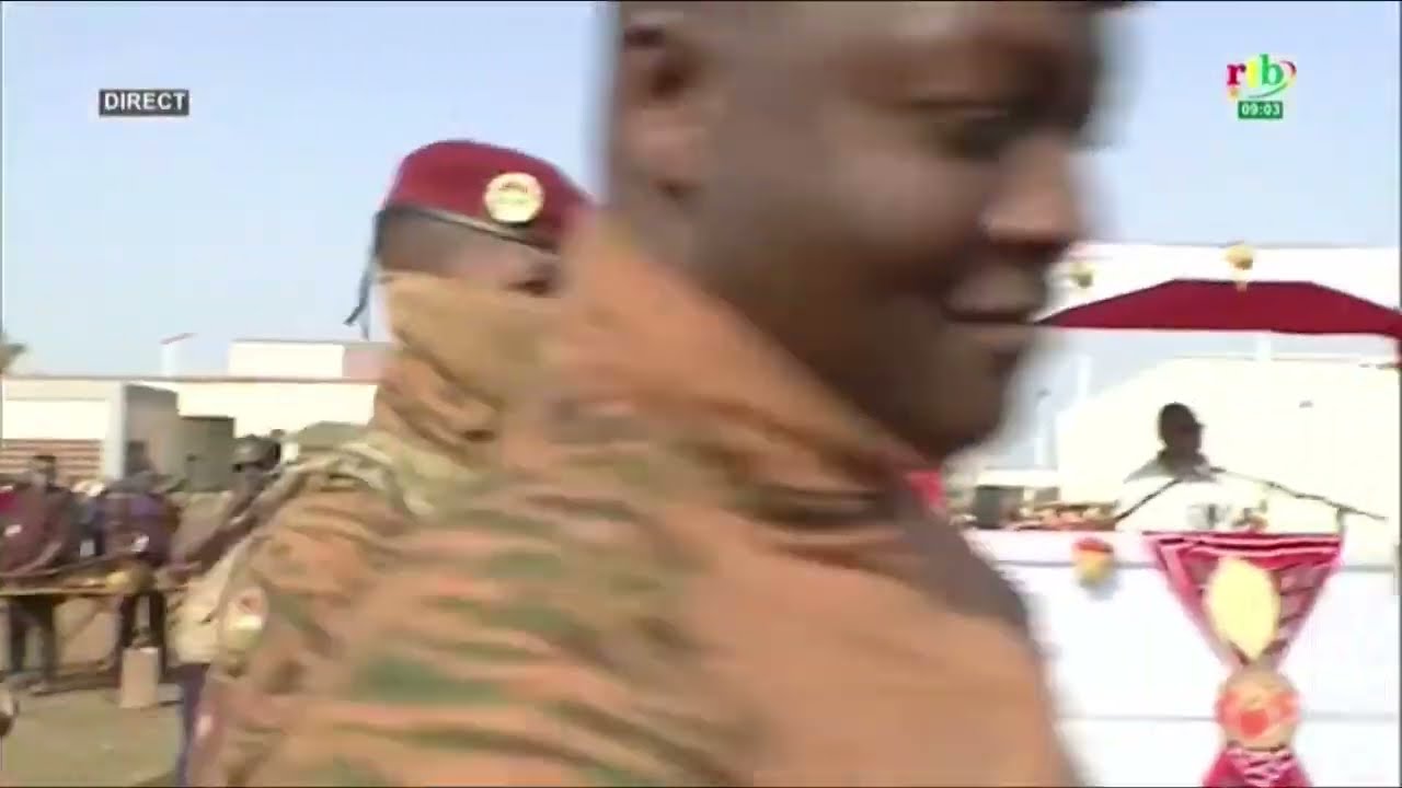 Cérémonie d'inauguration de l'usine de transformation de tomate par SEM le Capitaine Ibrahim TRAORE