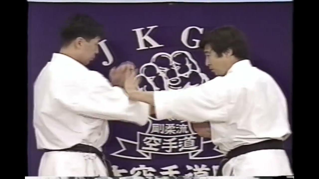 KAISHU KOTE UKE (開手小手受け) - Forearm block using open hand - Goju Ryu Goju-Kai 