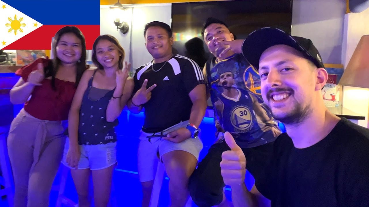 KARAOKE with Filipinos I Just Met, MoalBoal Philippines 🇵🇭