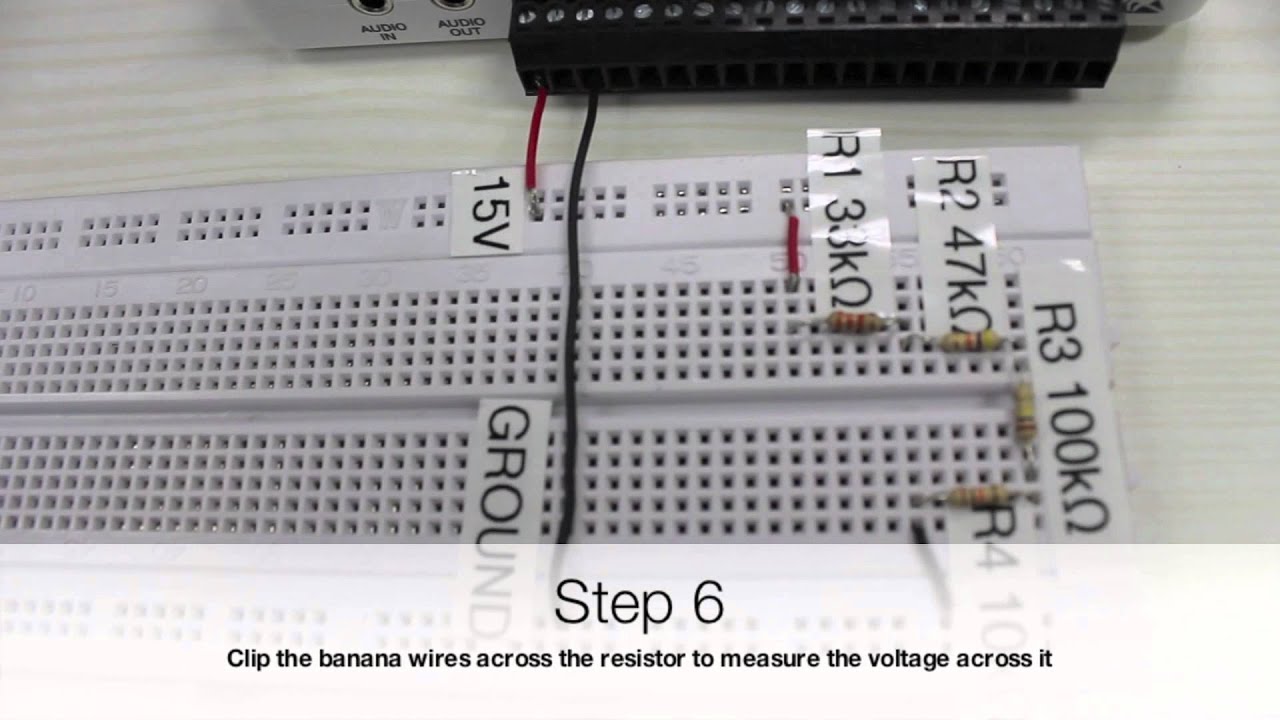 NI myDAQ Voltage Divider
