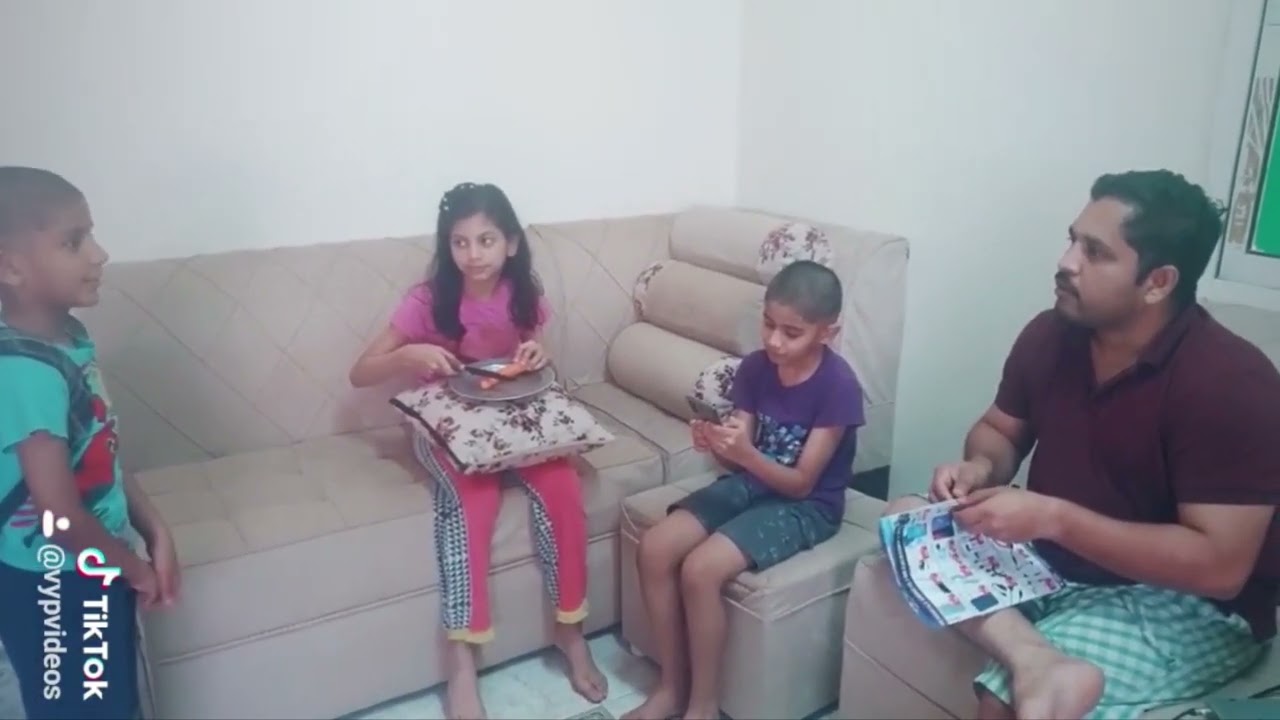 tiyum toum VYP Comic