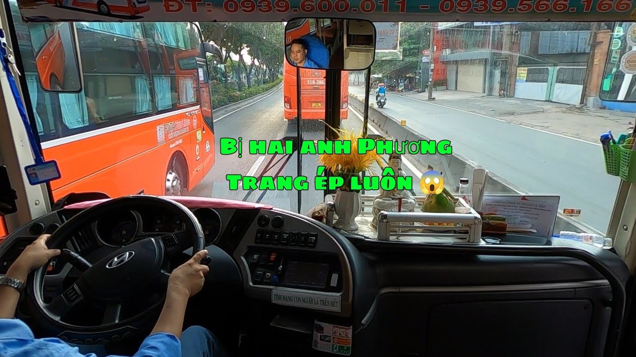 Đường ngày tết vắng xe lạ thường !
