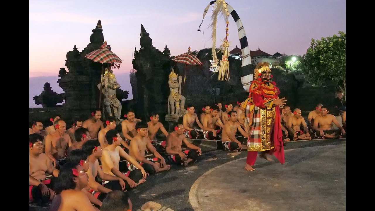 Bali - Uluwatu Tempel | Kecak Tanz im Sonnenuntergang