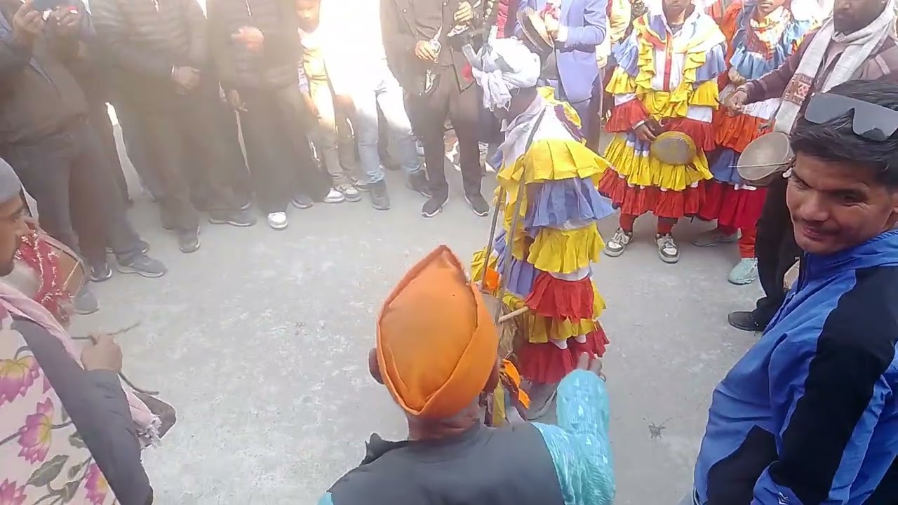 दाफा टू महरगाडी लुवेटा शादी में भंडारी गांव के वाद्य कलाकारों का शानदार प्रदर्शन 