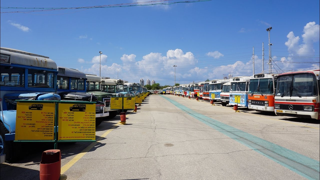 EGGED BUSES largest museum in Holon -ISRAEL  original Leland  Engine Sound- מוזיאון אגד חולון