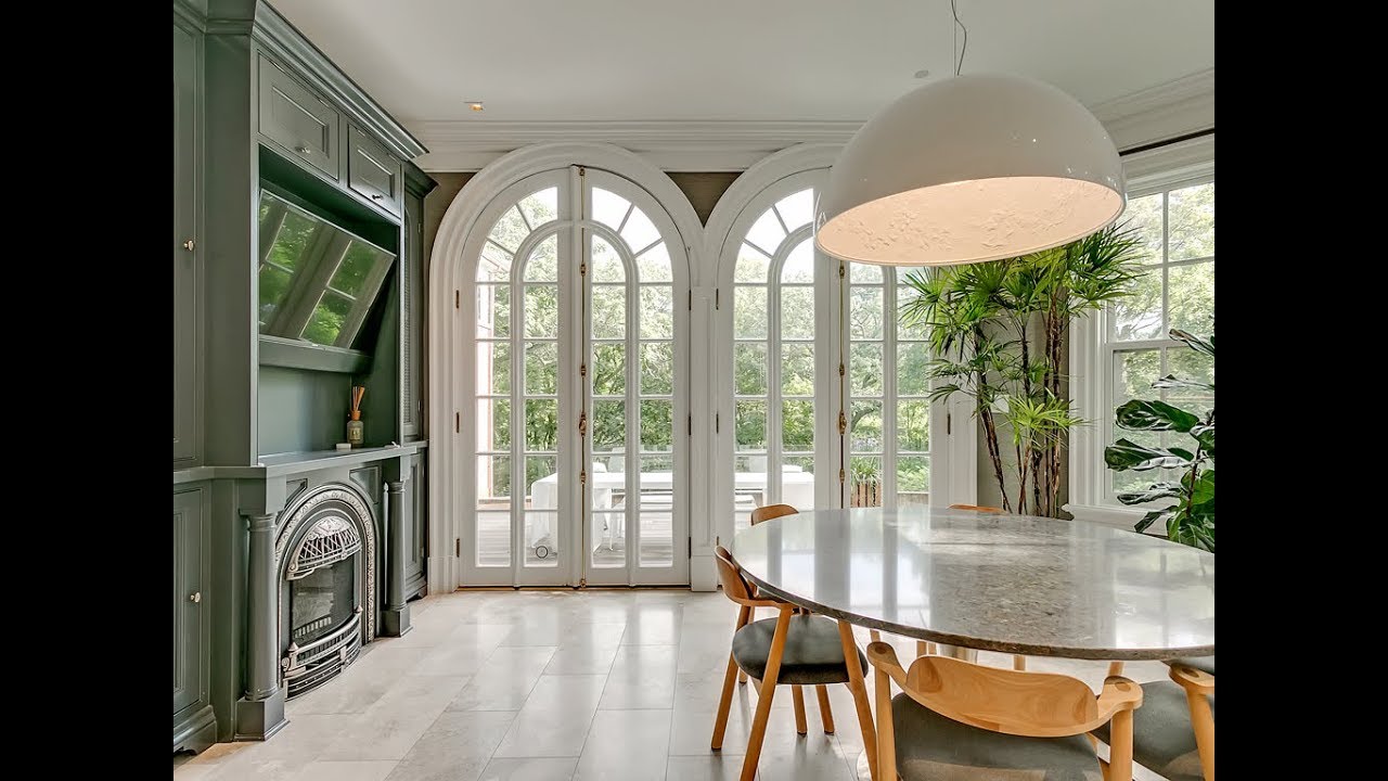 A Stunning Transformation on an Outdated Toronto Victorian Estate