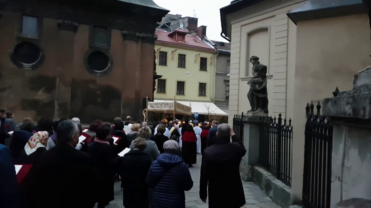 Lwów  Wielkanoc 2018 cz 1 procesja