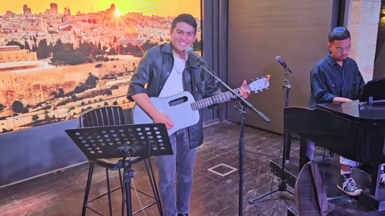 Howie Danao band - Israeli music