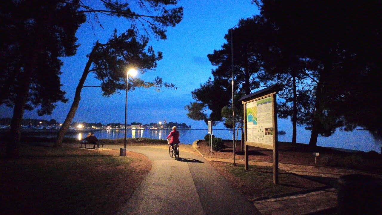 Novigrad (Istria-Croatia): An evening stroll by the sea at the end of October 2022 I 4K