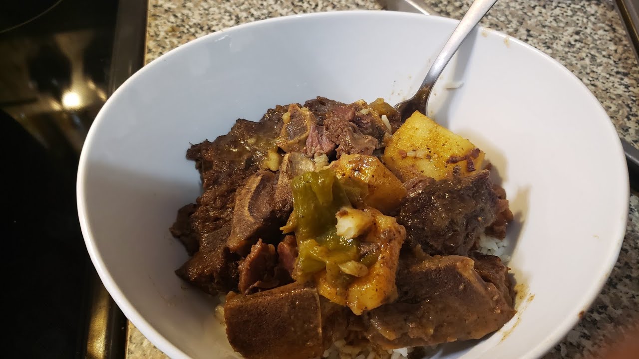 STEWED BEEF NECKBONES