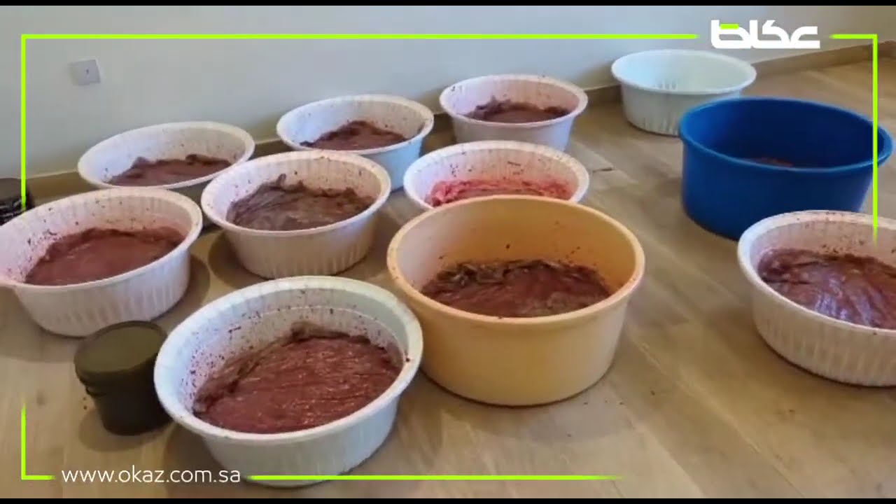 ضبط أحد أكبر مواقع تصنيع المعسلات بمواد مجهولة بجدة