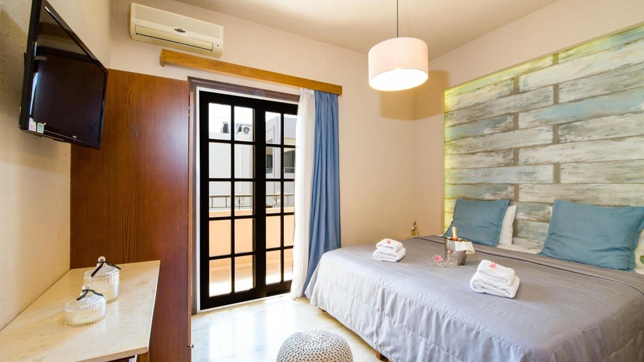 Evangelos Apartments | Crete Island, Greece | Hotel Review 🌟