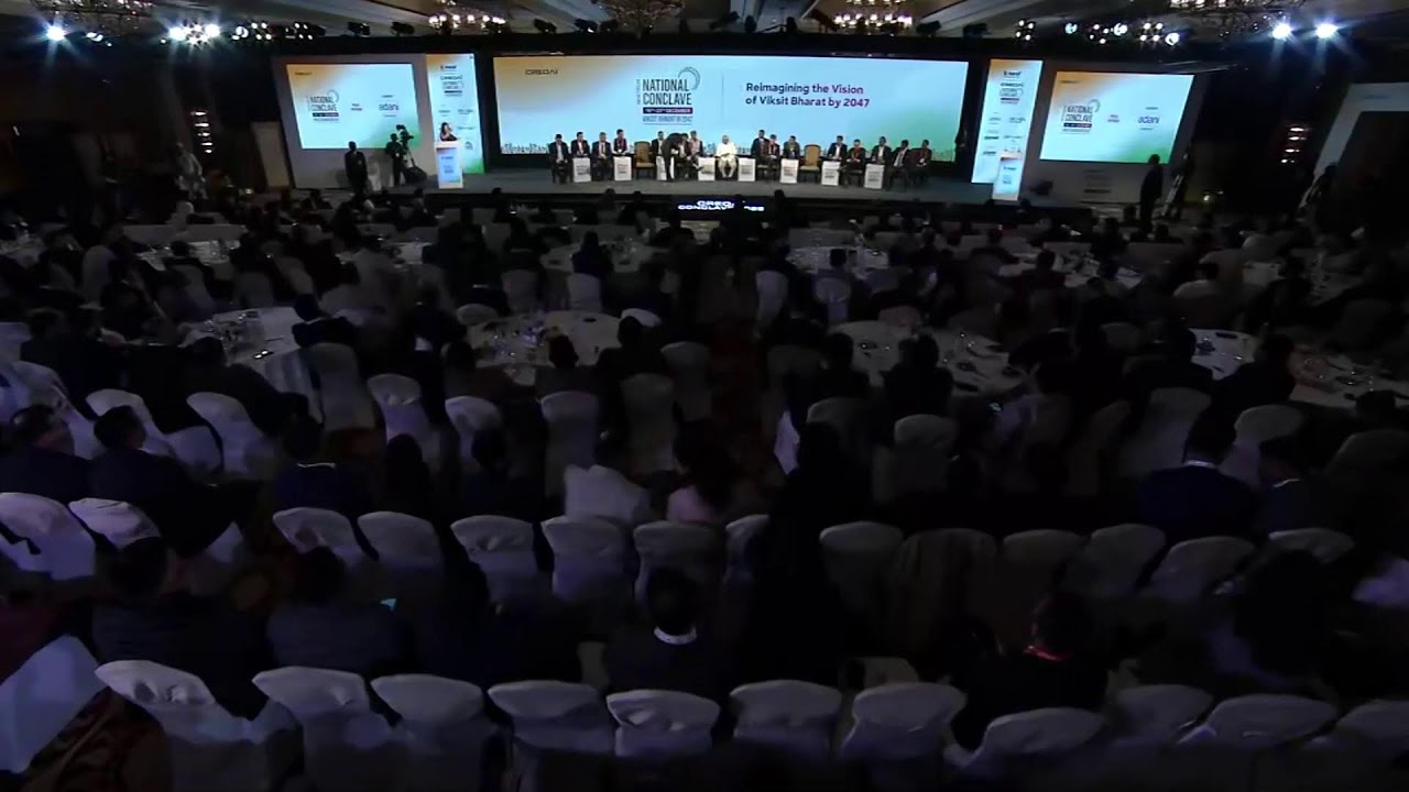 CM attends CREDAI National Conclave 2025 at New Delhi